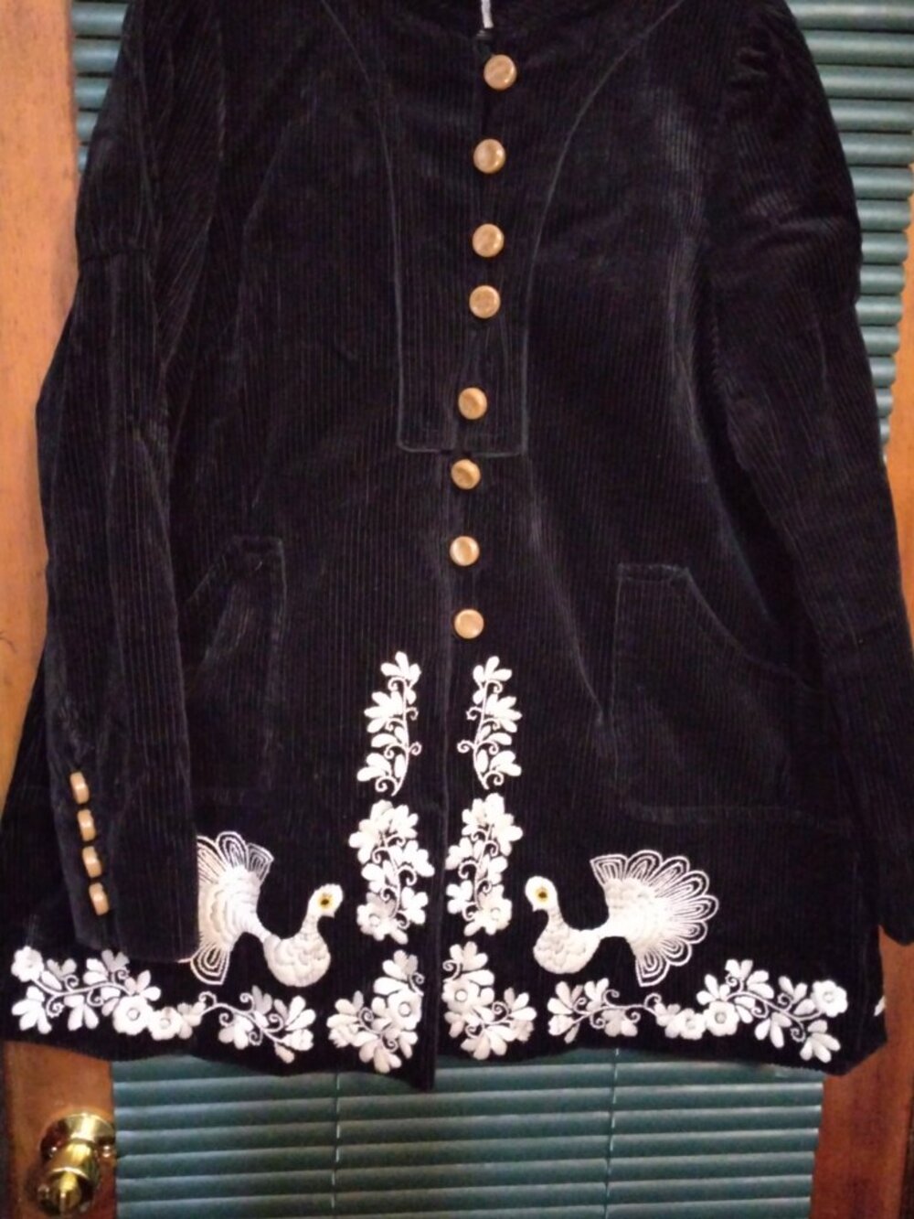 Women's Anthropologie Corduroy Jacket With Embroidery Size 12